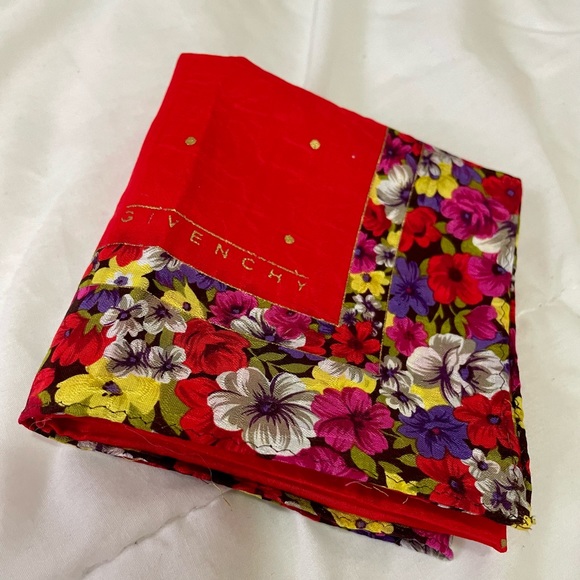 GIVENCHY handkerchief bandana🌸🦋 - Picture 4 of 5